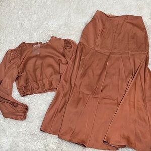 🕯️ NWOT Lilou Satin Skirt Set